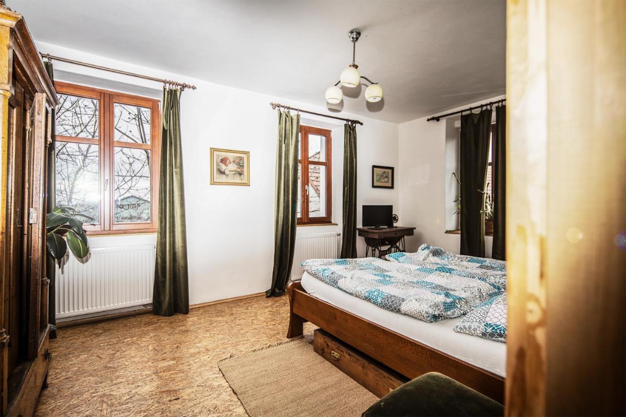 Statek Lunikov Villa Zizice Екстериор снимка